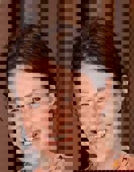 Psişik okuma seansımızda, sizi çevreleyen enerjilere dokunarak, bilinçli kararlar almanızı